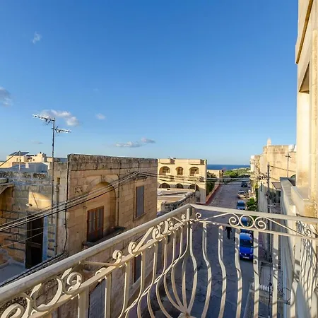 'sage' - Premium 3br Holiday W/rooftop Pool & Sea Views Nadur