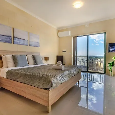 Casa de Férias 'sage' - Premium 3br Holiday W/rooftop Pool & Sea Views *